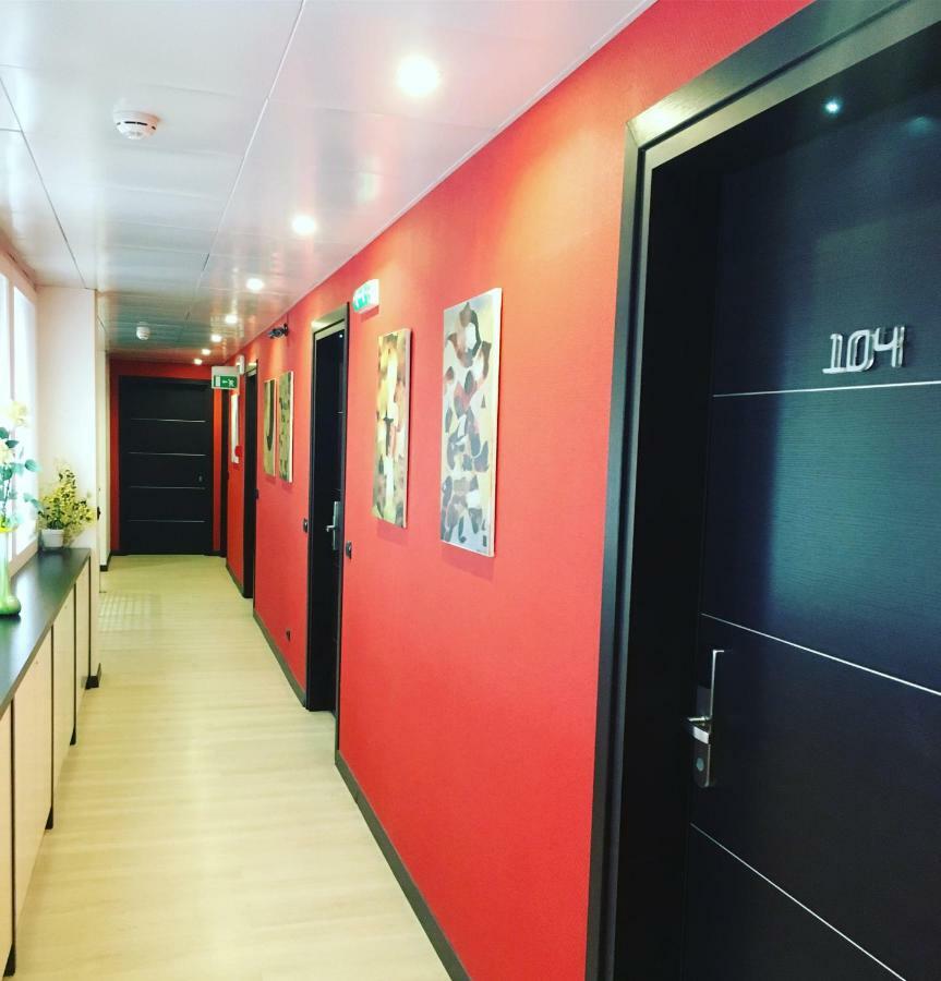 Guest House Residence Messina Bagian luar foto